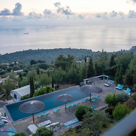 Serenity Boutique Suites Athanion Bagian luar foto